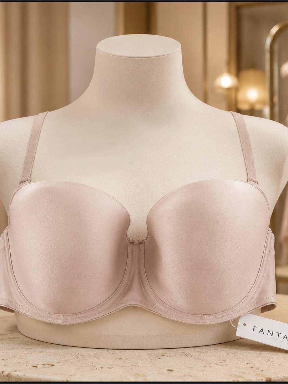 NWT 38 E Wacoal Cream Seamless T-Shirt Bra with Underwire